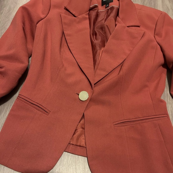 Business outfit - Picture 5 of 5